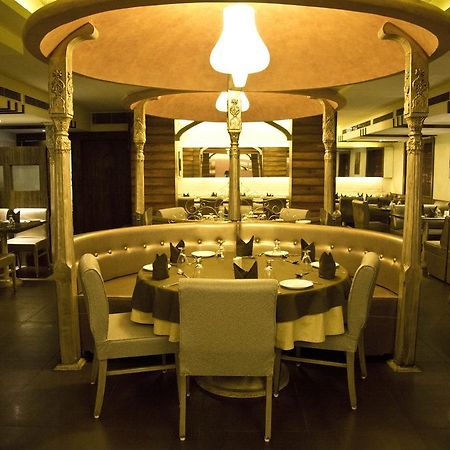 The Rajshahi Palace Hotel Indore Luaran gambar