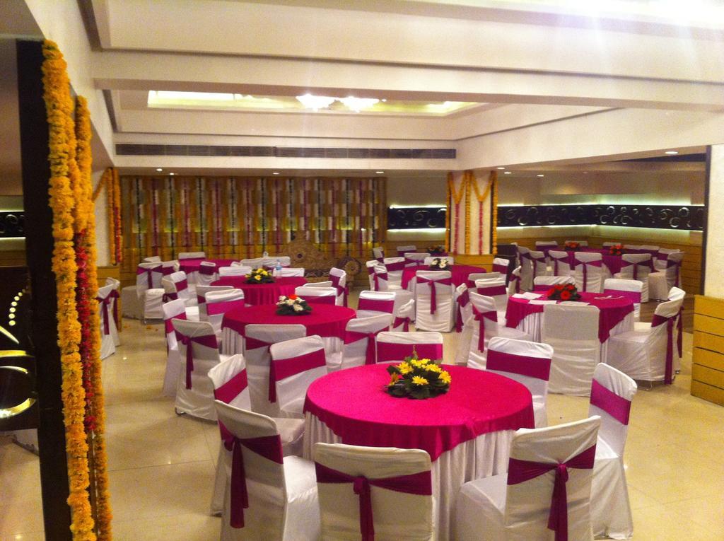 The Rajshahi Palace Hotel Indore Luaran gambar