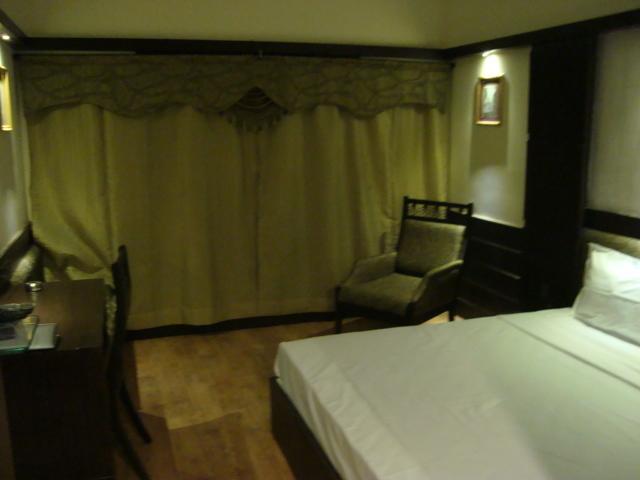 The Rajshahi Palace Hotel Indore Bilik gambar